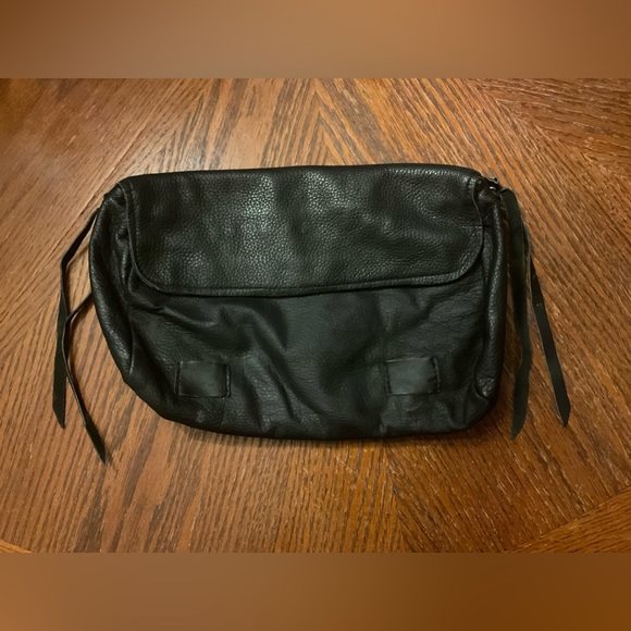 🏍️Conceal Carry Nicely Textured Black Genuine Leather Cycle Bag! - Picture 2 of 9